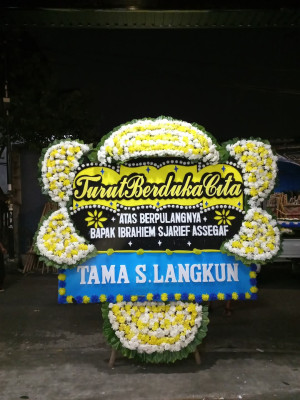 Papan Bunga Duka di Giriharjo